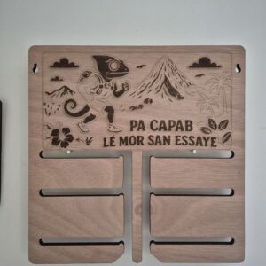 Offrez un cadeau unique : Le Porte-Médailles L'endormie! – Image 3
